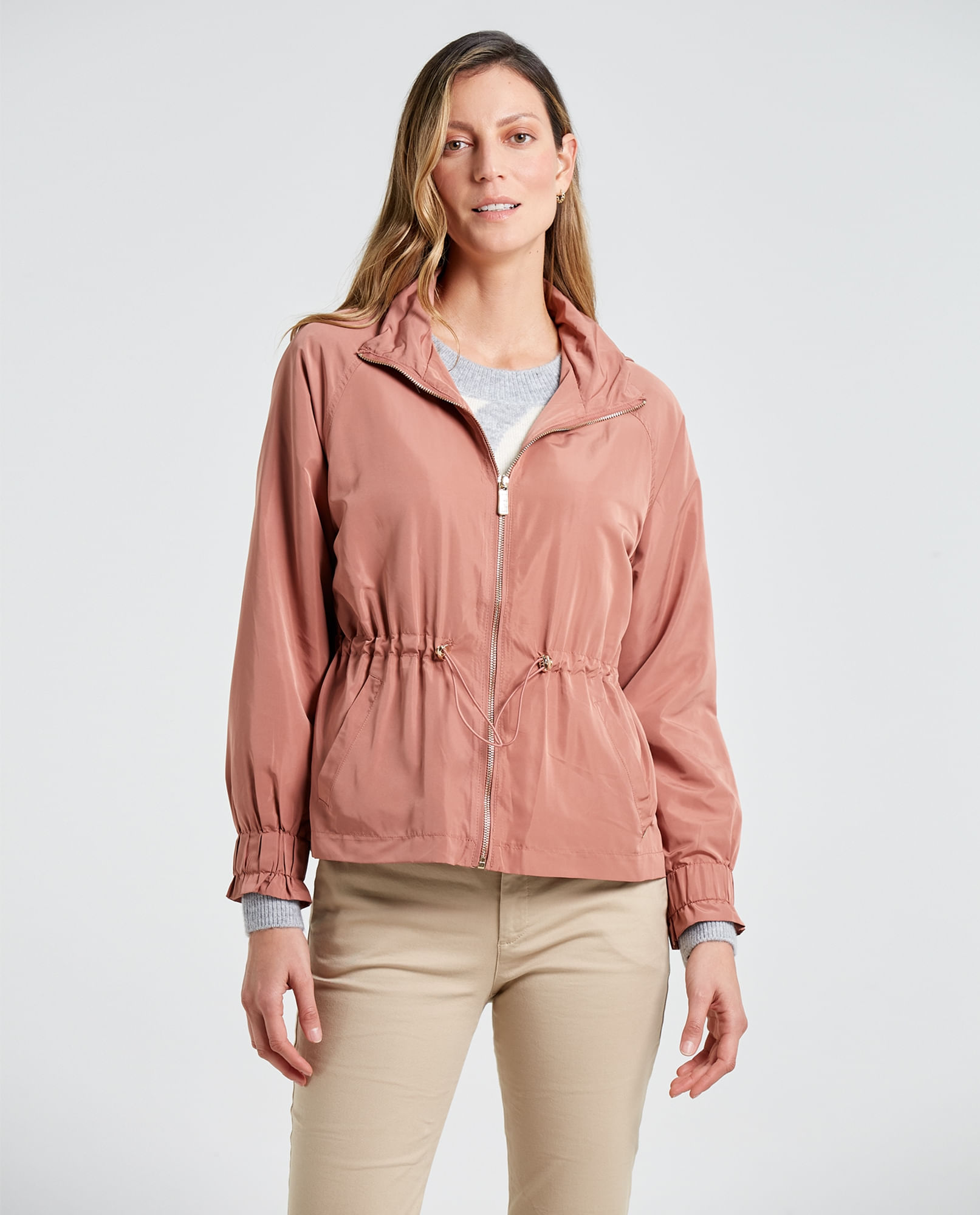 Chaqueta con cintura ajustable para mujer
