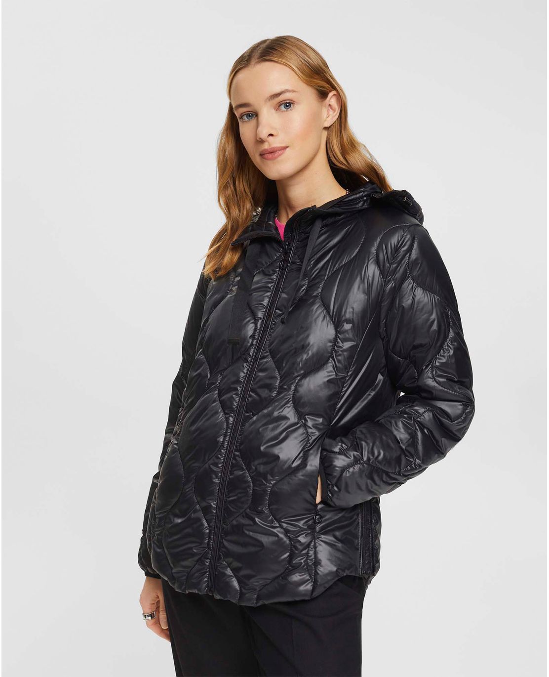 Chaqueta con capucha para mujer