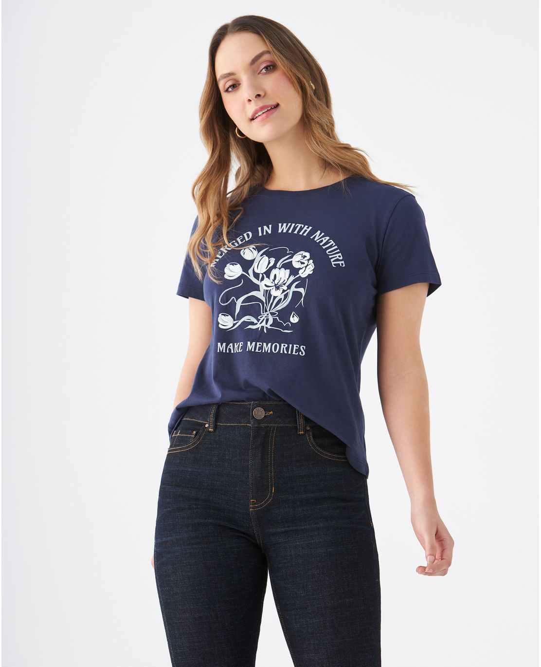 Camiseta básica estampada en frente para mujer