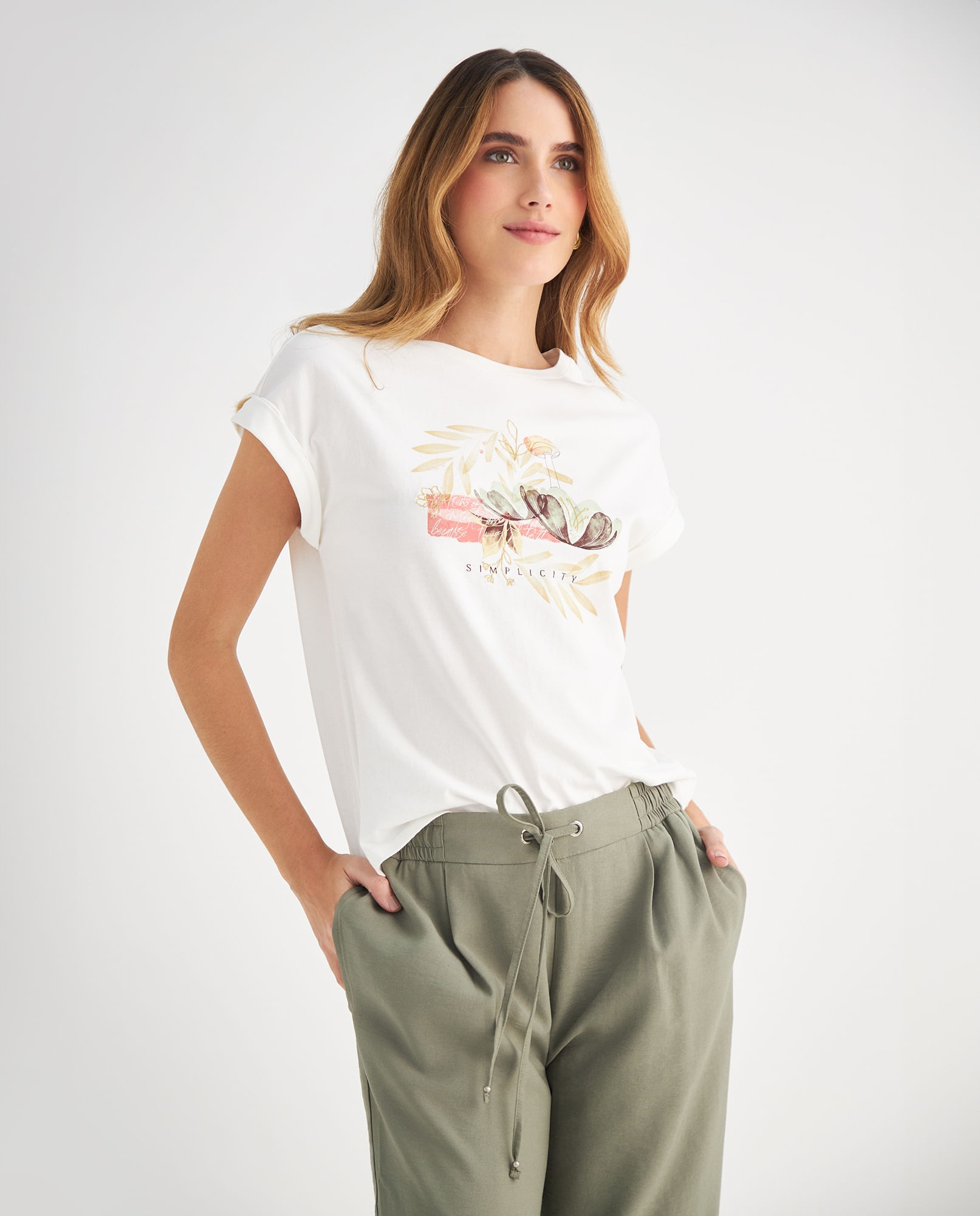 Camiseta estampada en frente para mujer