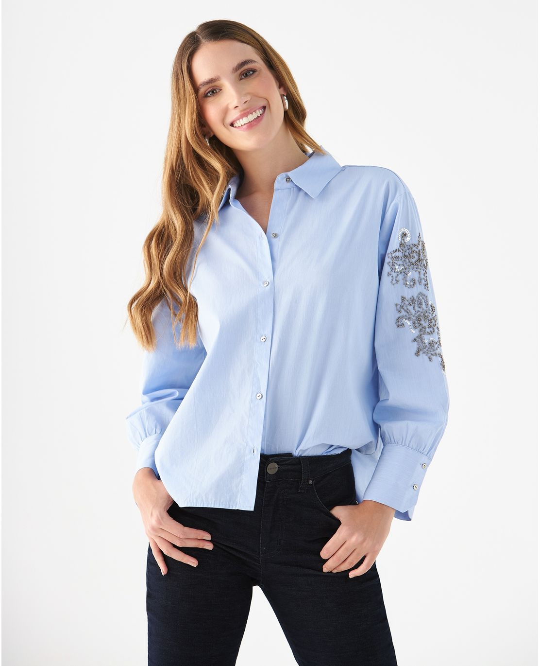 Camisa clásica de diseño abierto para mujer