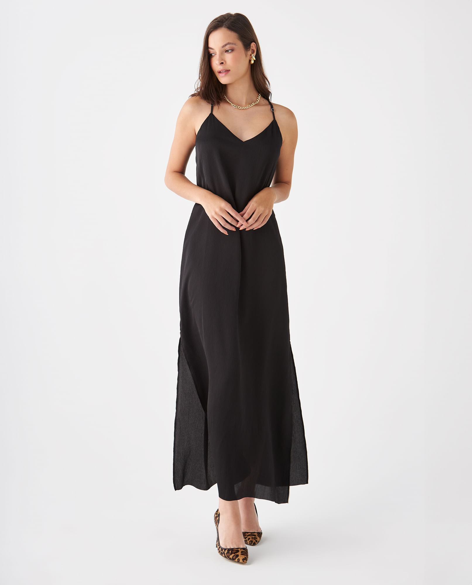 Vestido largo con brillo sutil para mujer