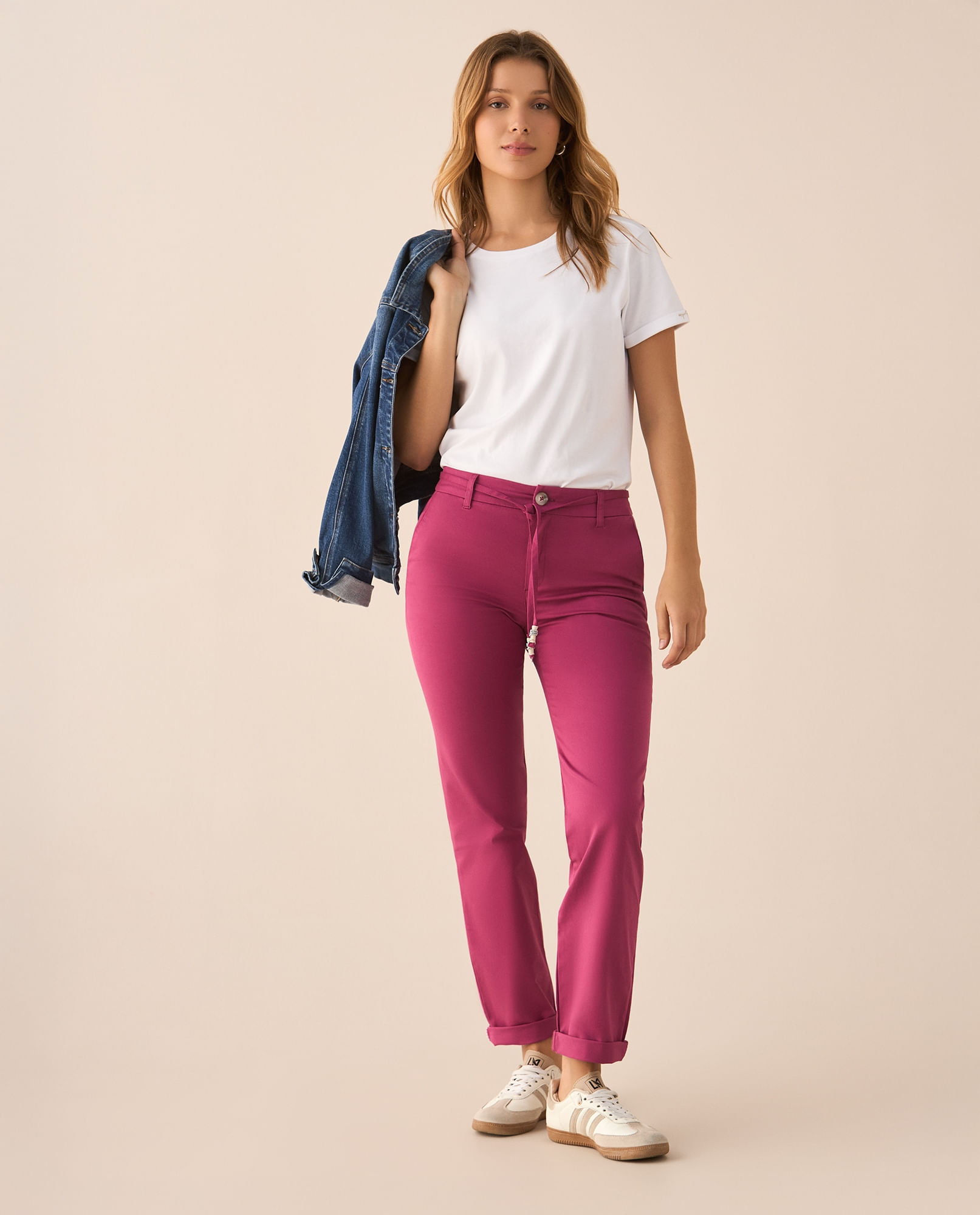Pantalón de silueta ajustada para mujer