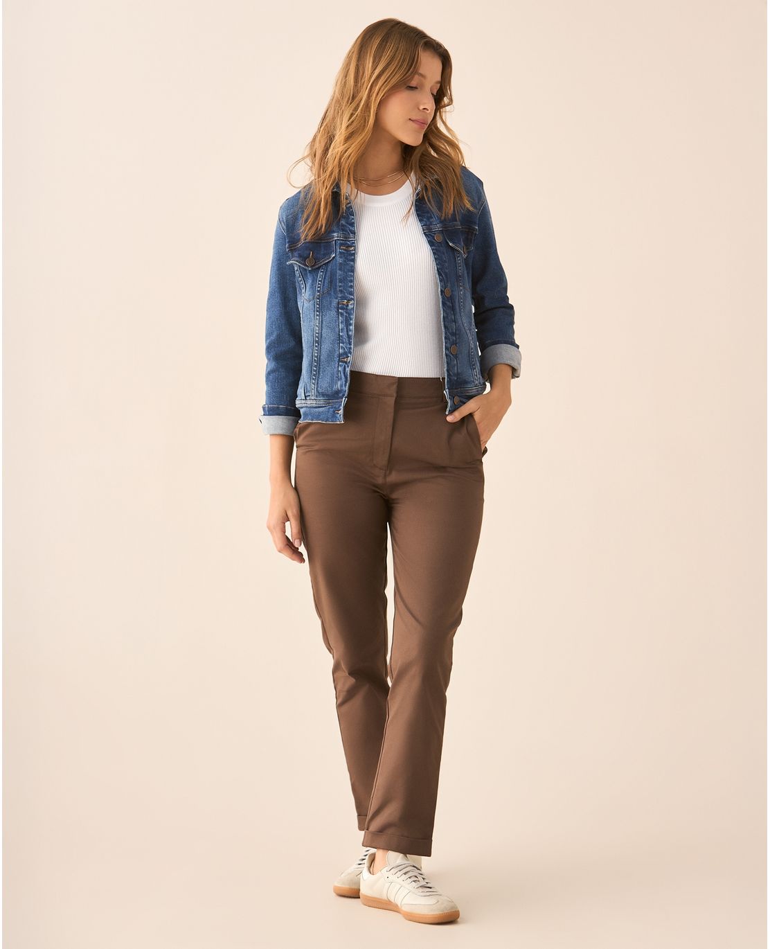 Pantalón clásico para mujer