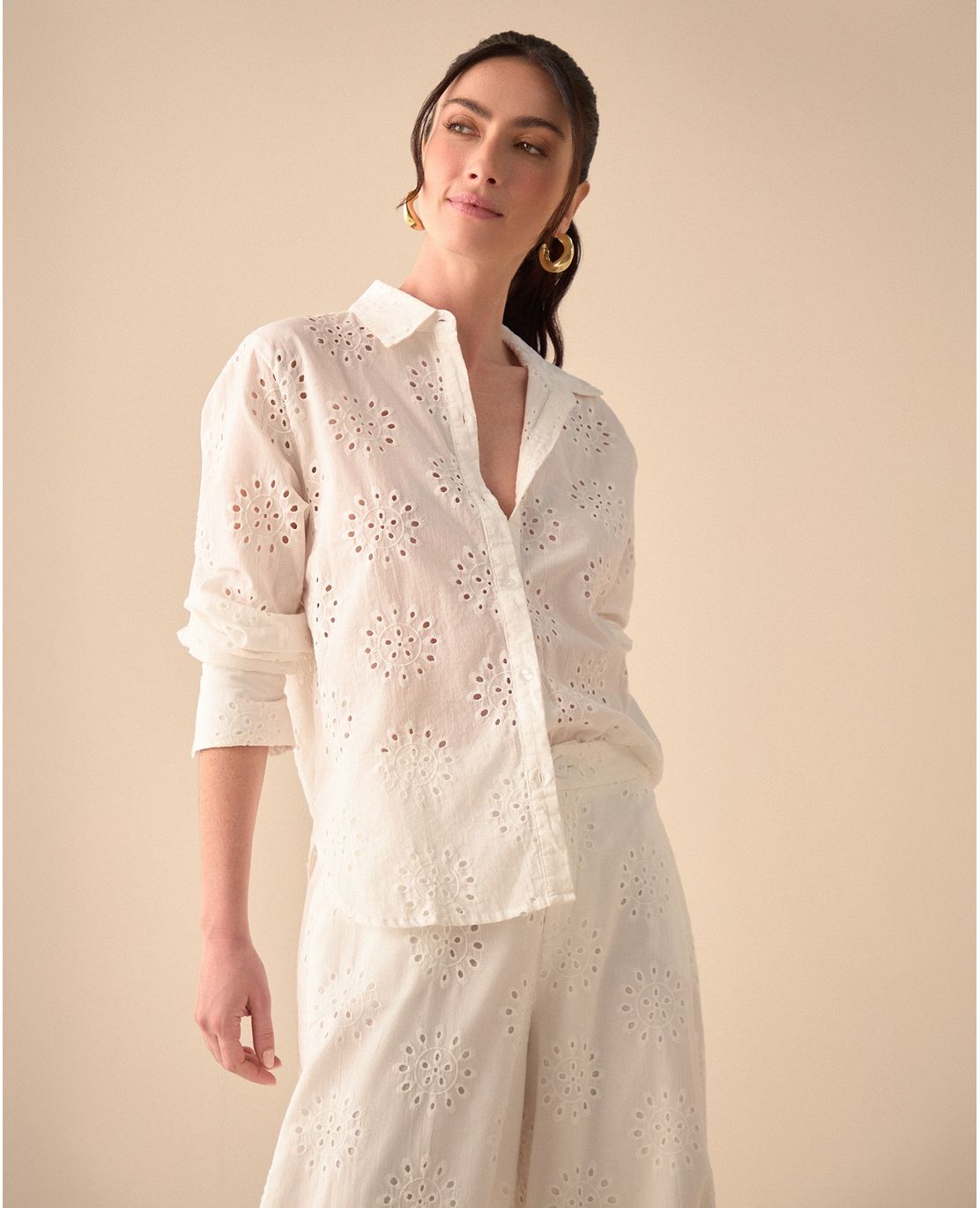 Camisa en ojalillo para mujer