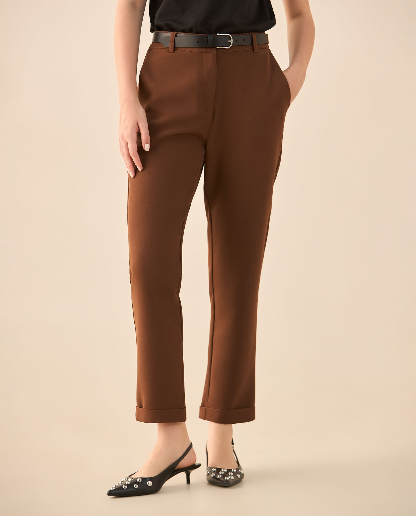 Pantalón de diseño elegante para mujer