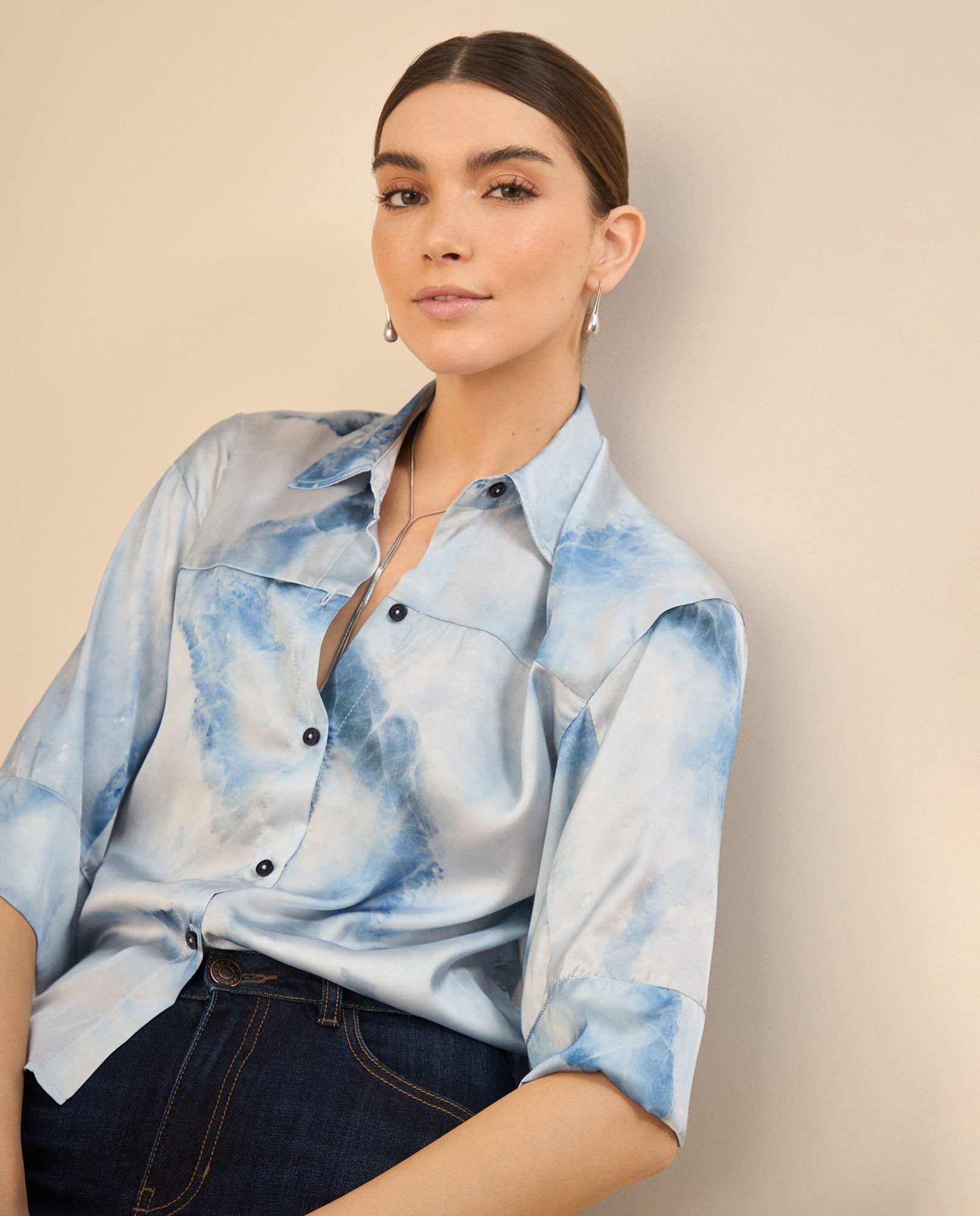 Camisa tipo satín para mujer