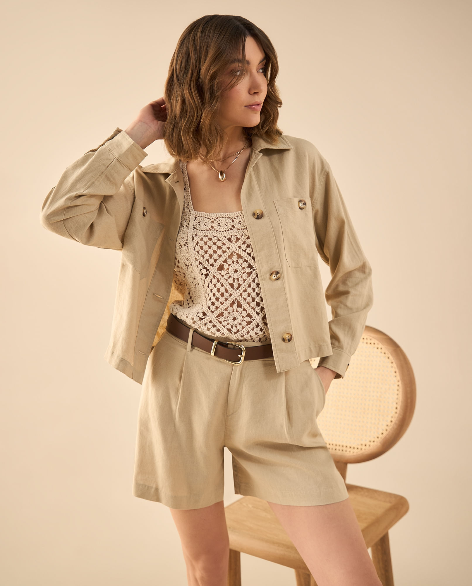 Chaqueta con ajuste de botones para mujer