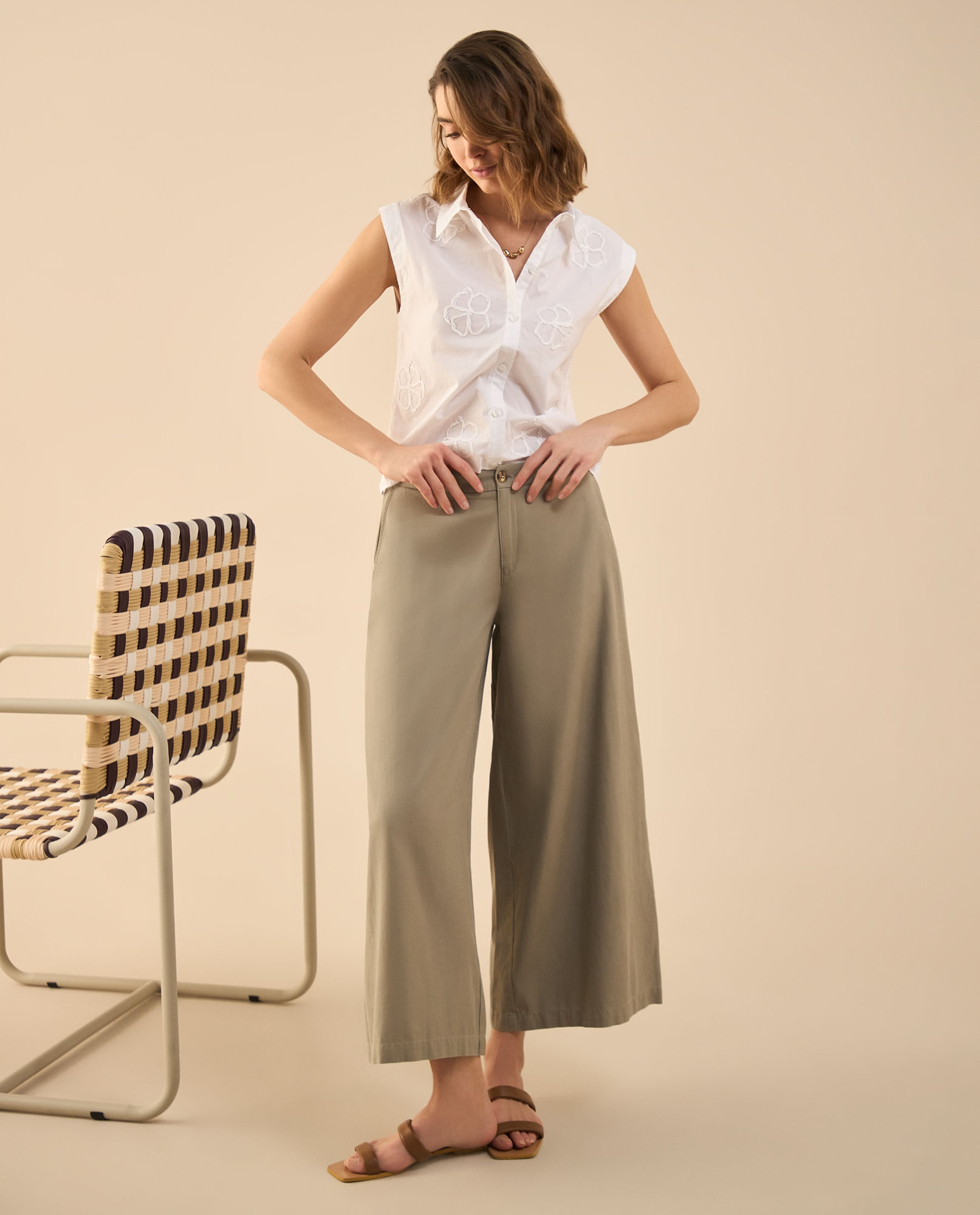 Pantalón clásico elegante para mujer