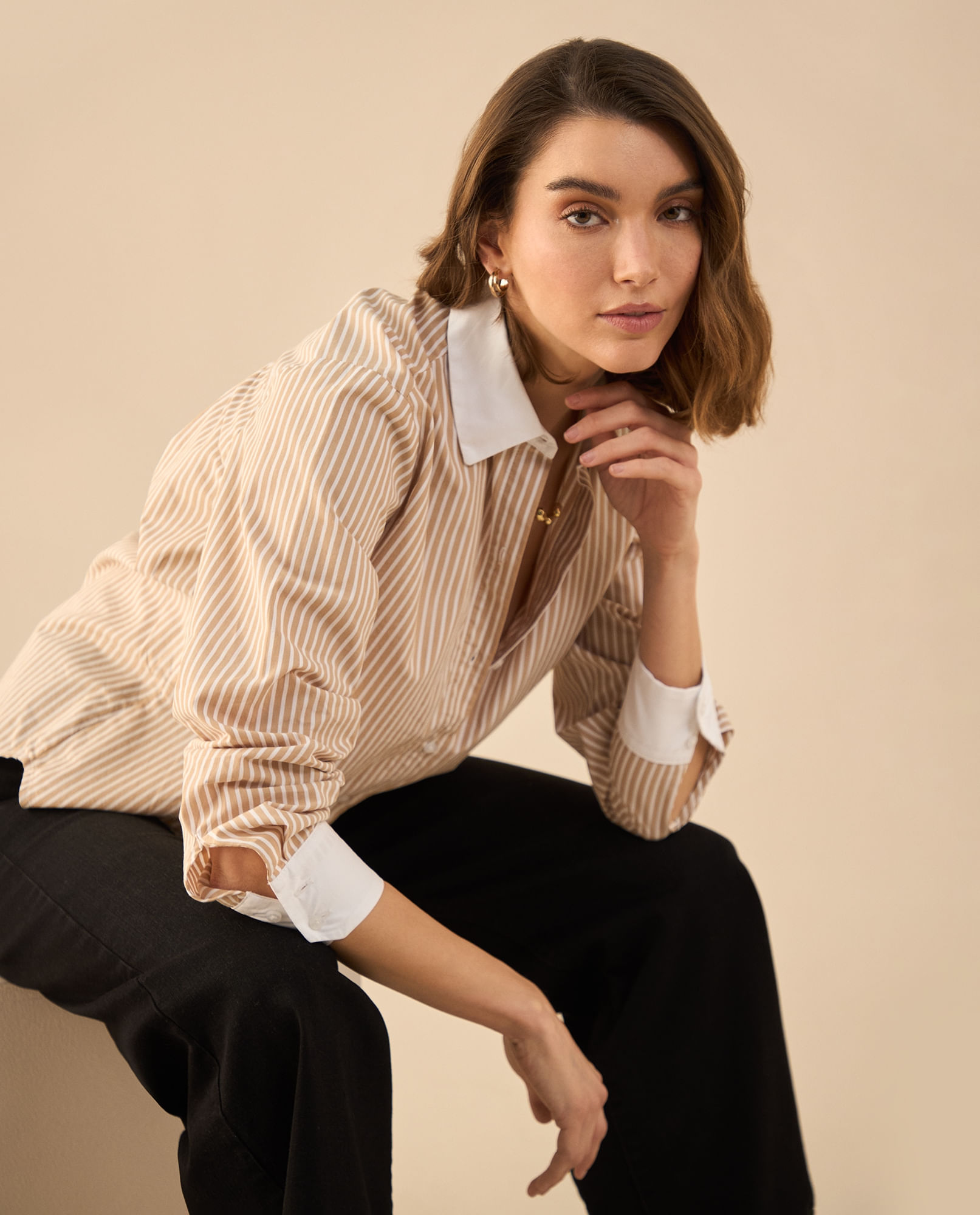 Camisa de largo asimétrico para mujer