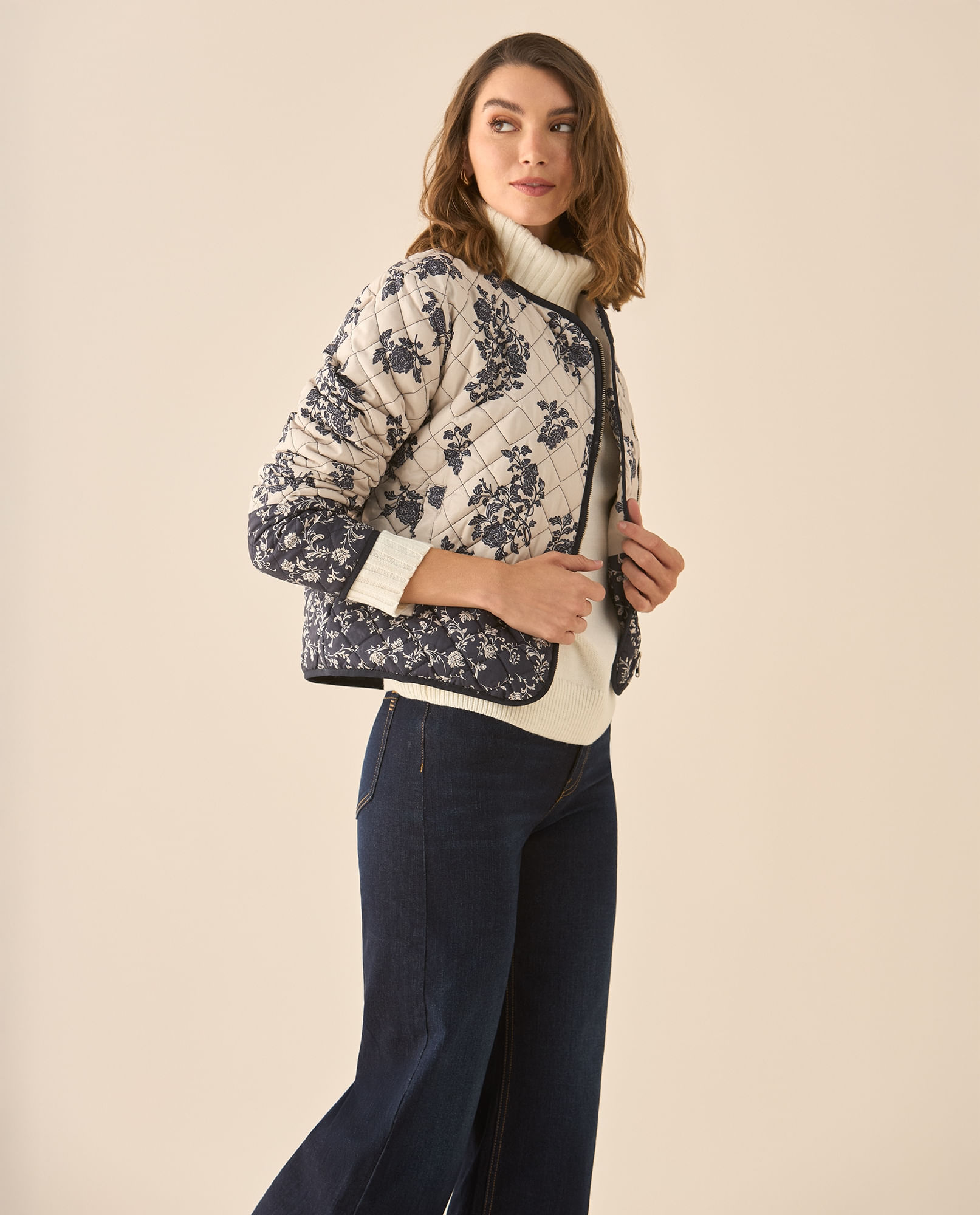 Chaqueta tipo abullonada con estampado de flores para mujer