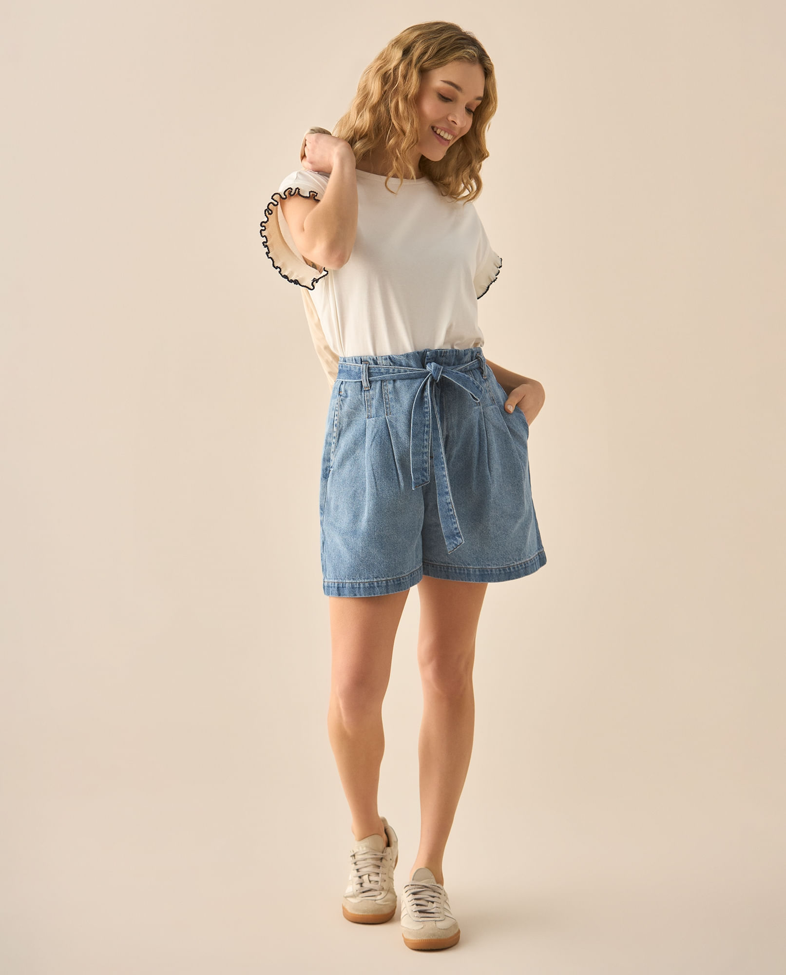 Bermuda en denim con pinzas para mujer