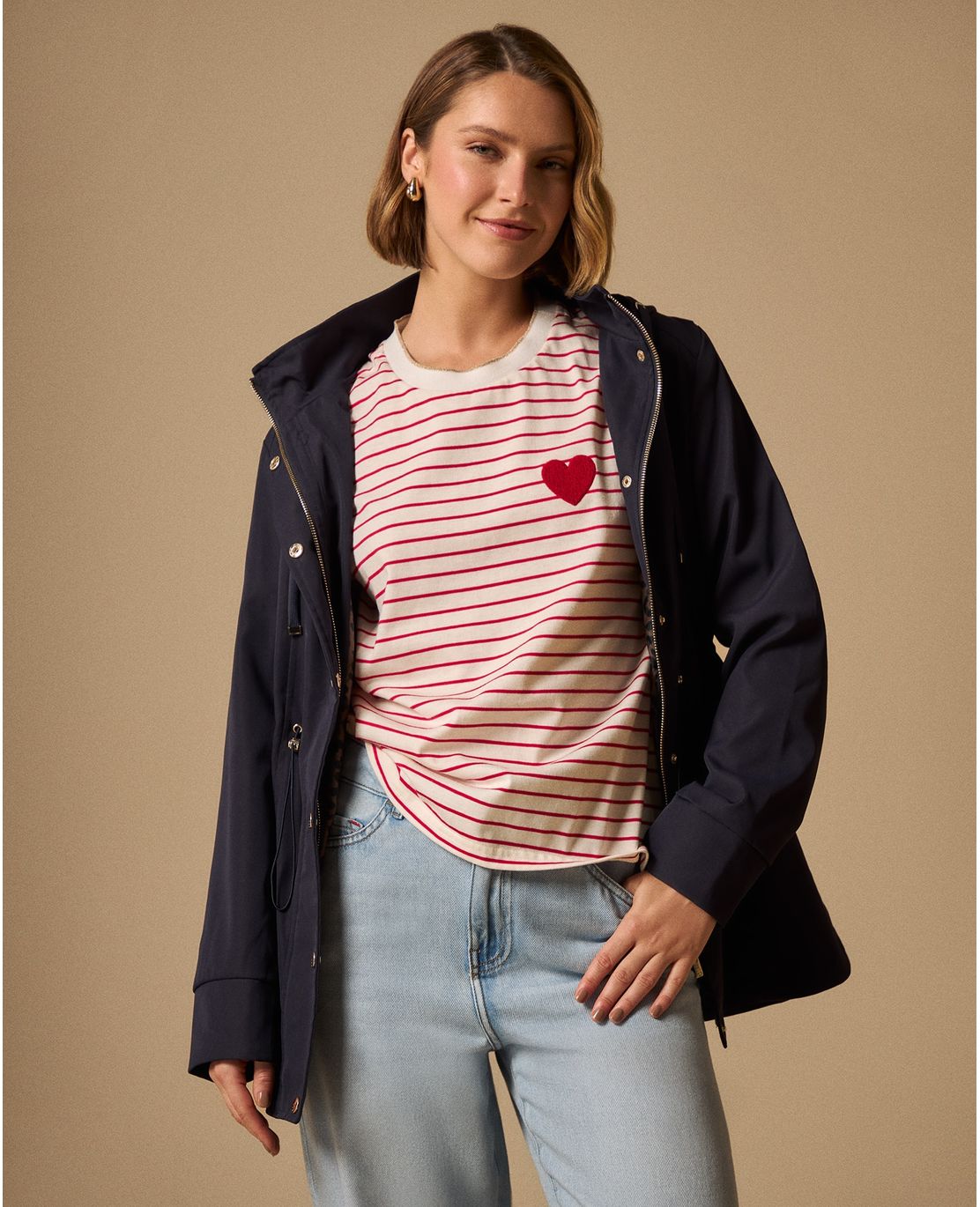 Camiseta Rayas con Corazón Bordado