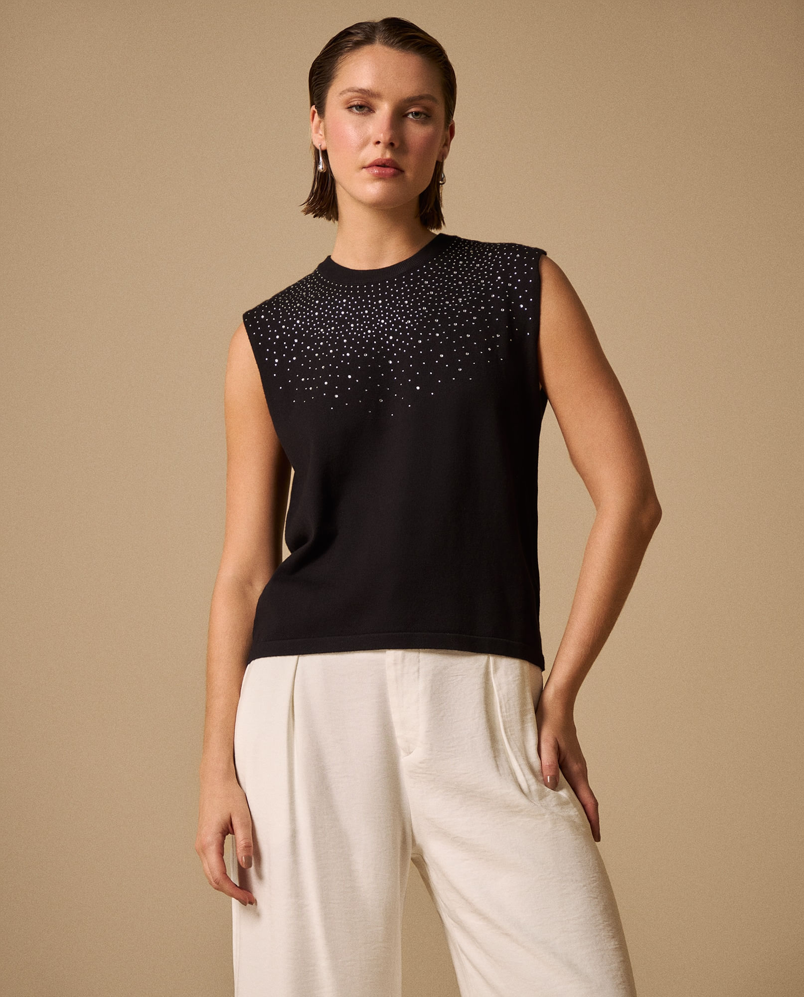 Camiseta con Detalles Brillantes