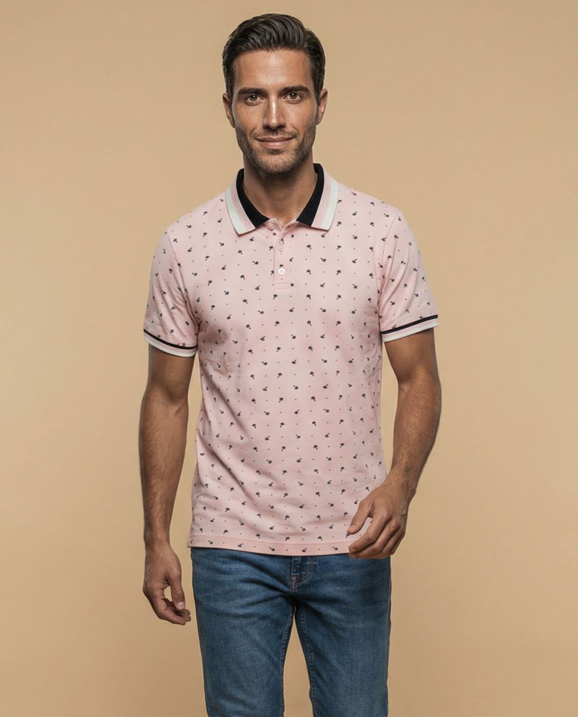 Polo manga corta con estampado de motivos pequeños