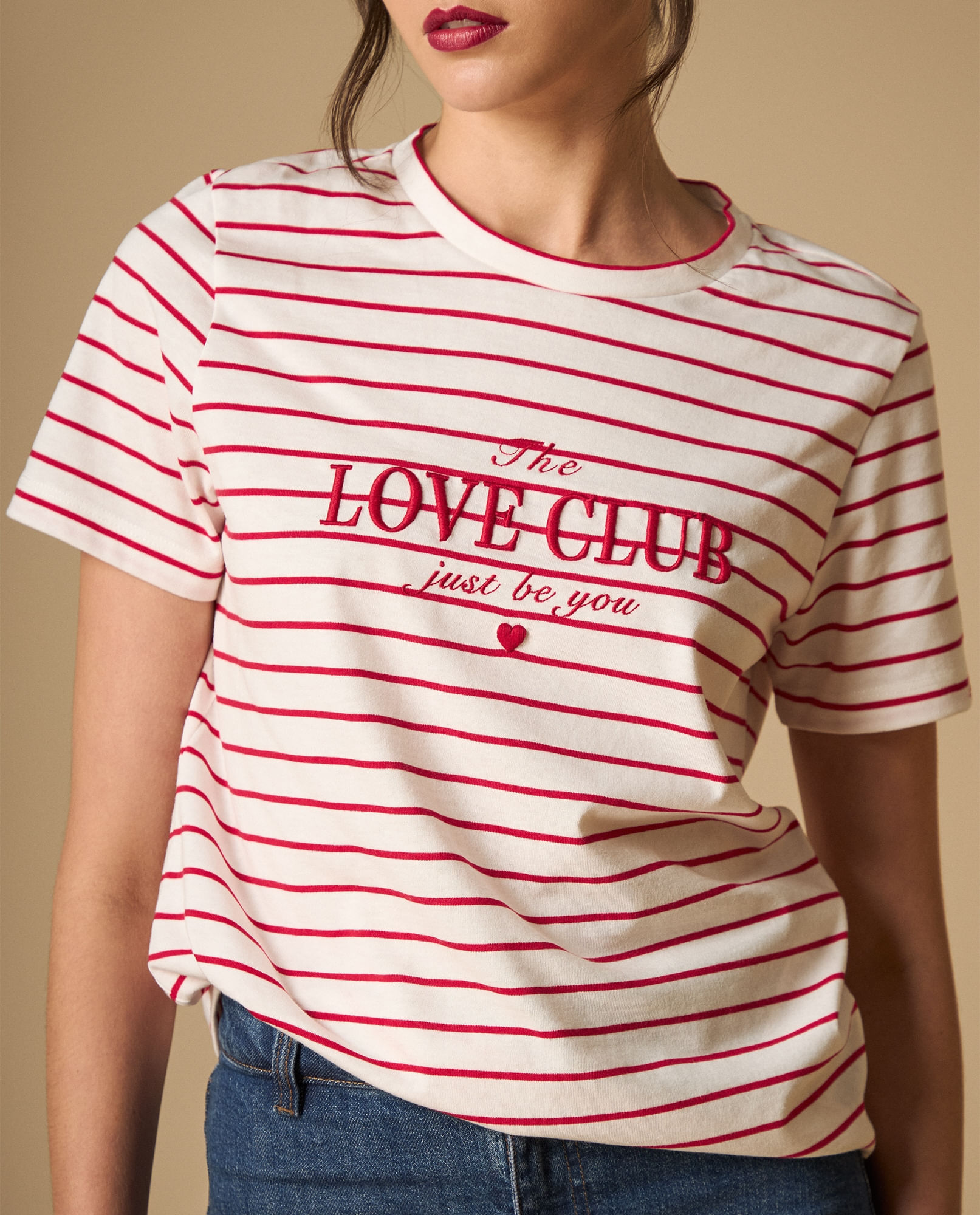 Camiseta rayas con estampado de corazones para mujer