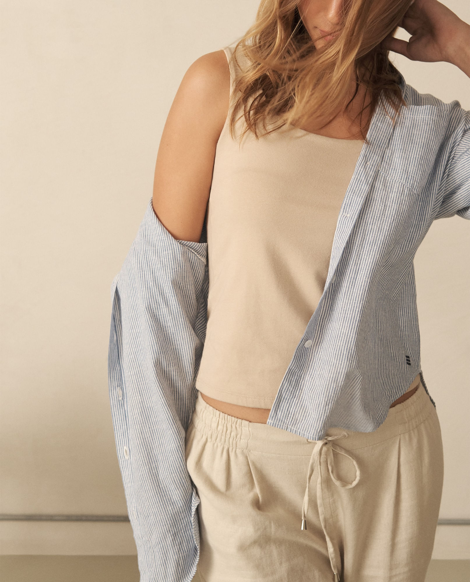 Camiseta básica manga sisa para mujer