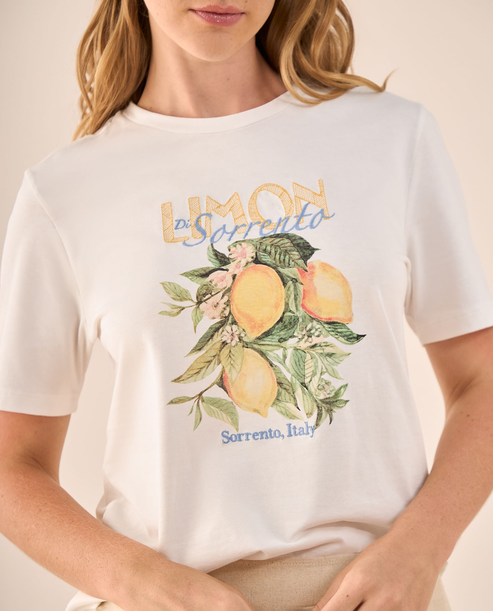 Camiseta Naranja con Estampado Sicily Market
