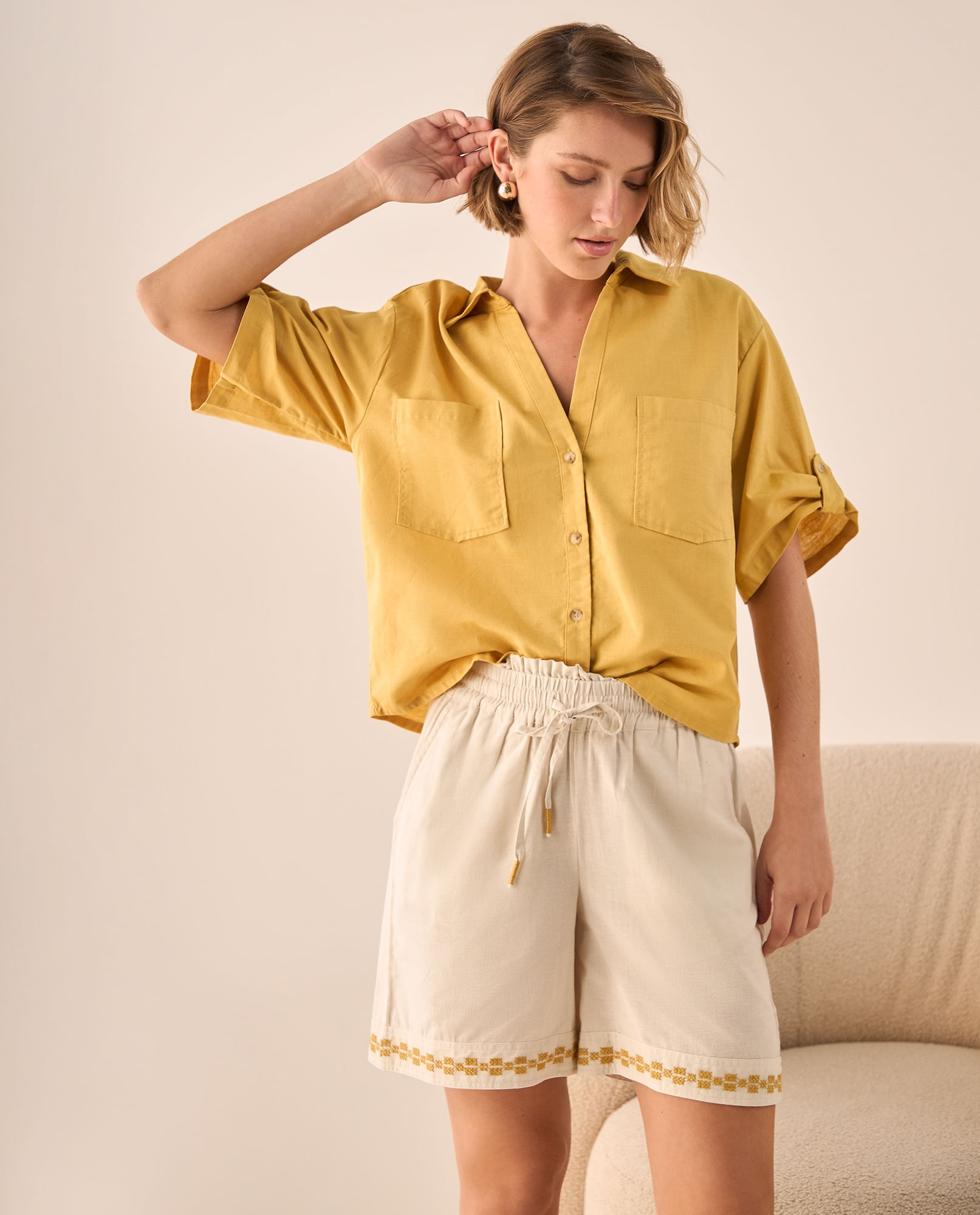 Camisa Amarilla de Algodón y Lino