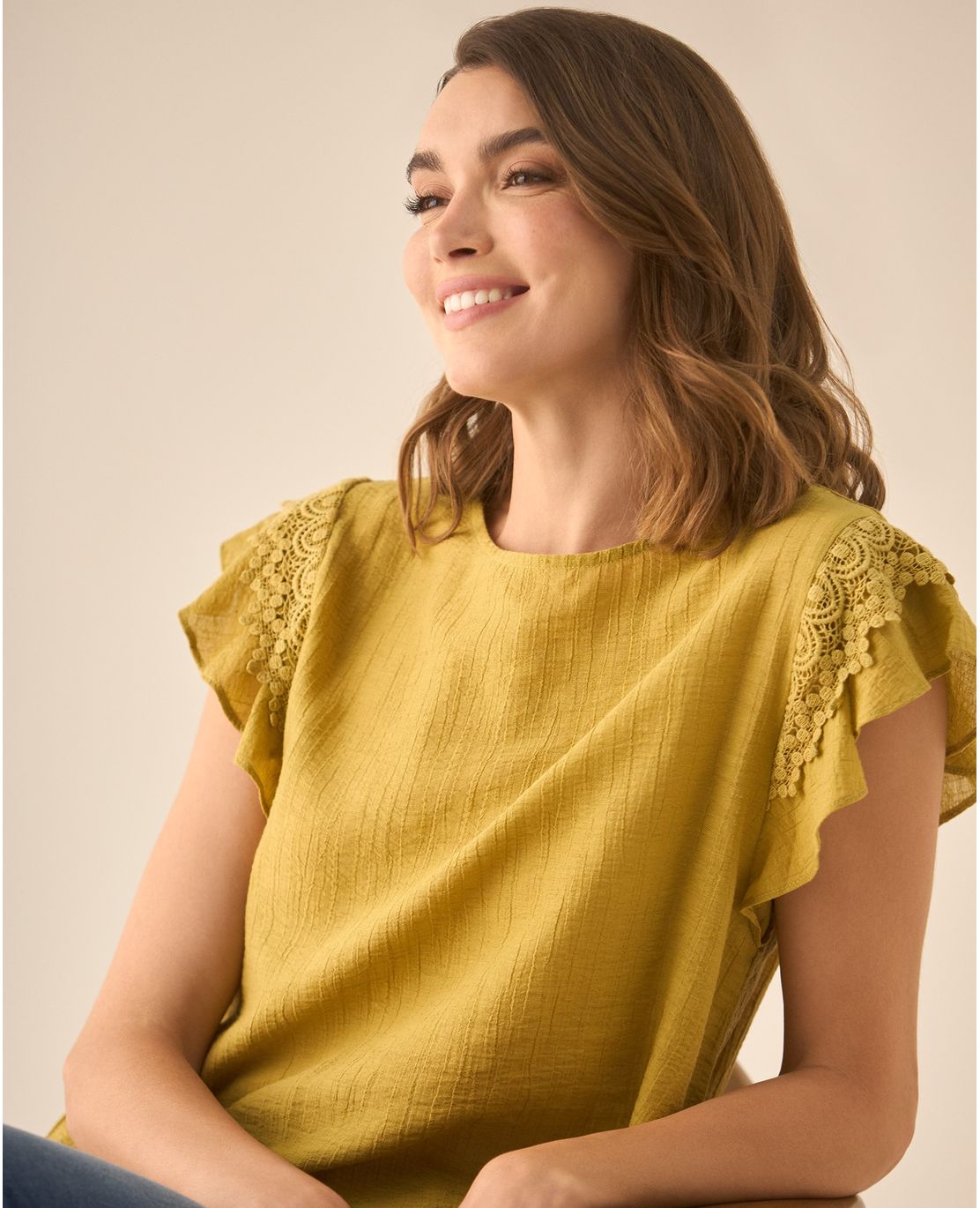 Camisa con bolero y tejido en mangas para mujer