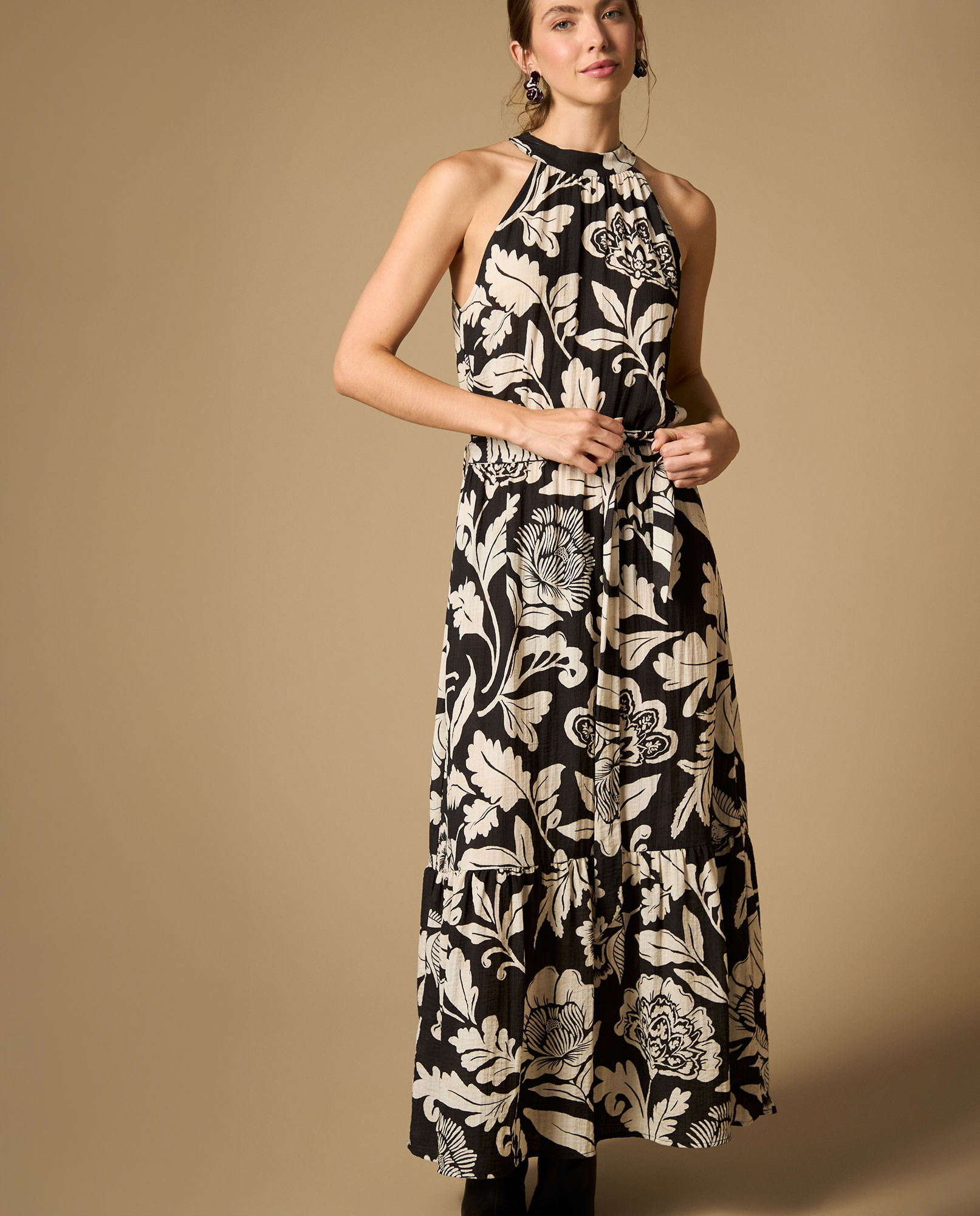 Vestido largo estampado manga sisa con silueta fluida