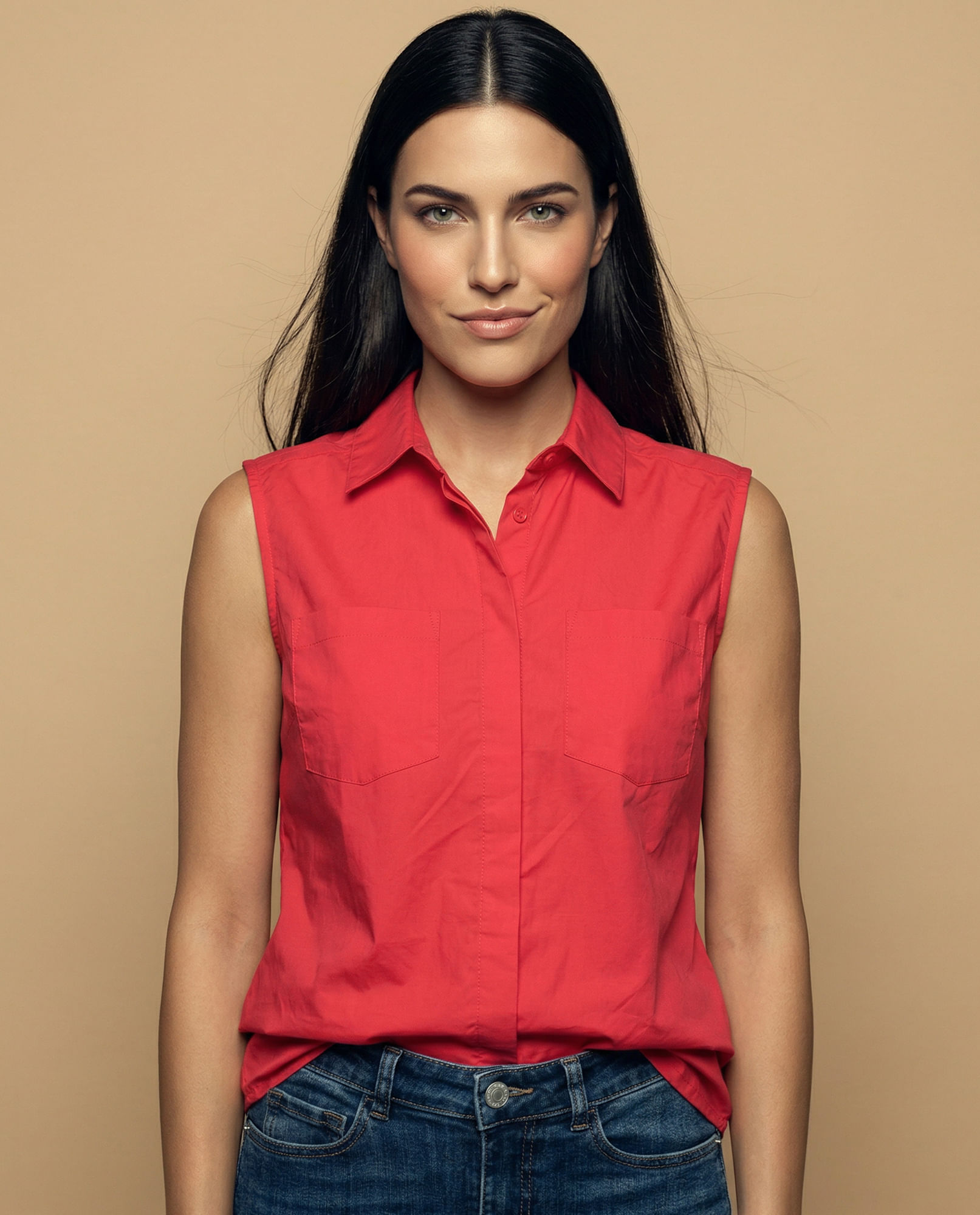 Camisa manga corta cuello camisero en algodón