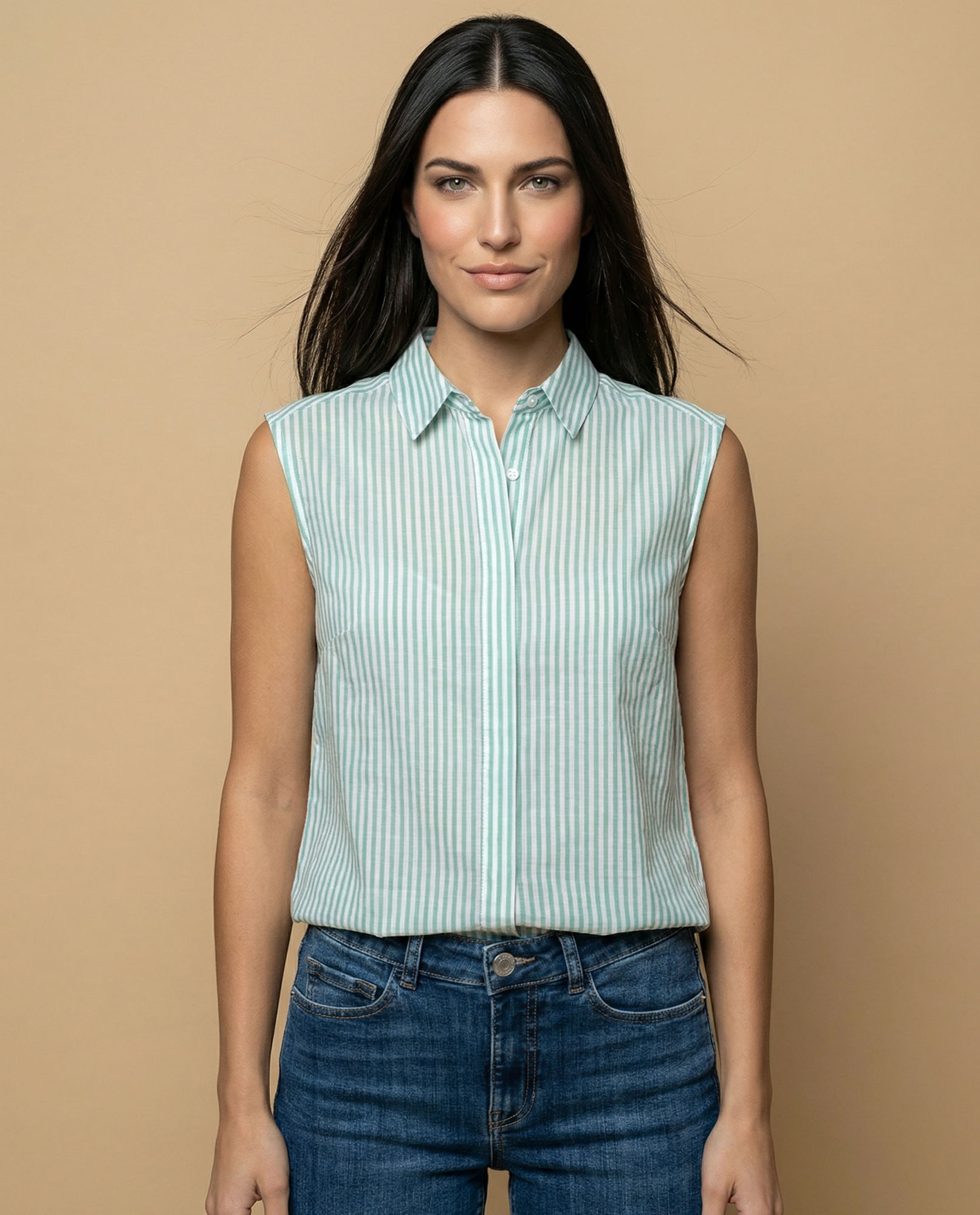 Camisa manga corta cuello camisero en algodón