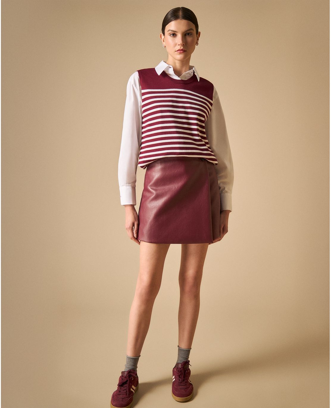 Falda midi tejida con silueta recta