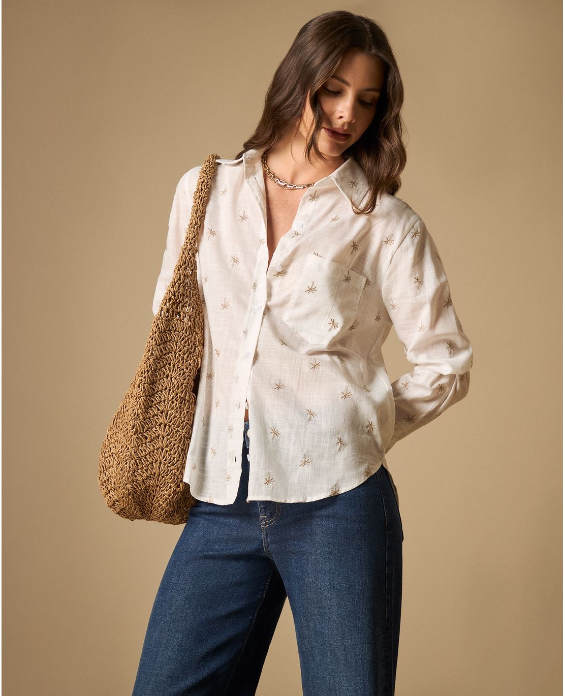Camisa manga larga cuello camisero en algodón