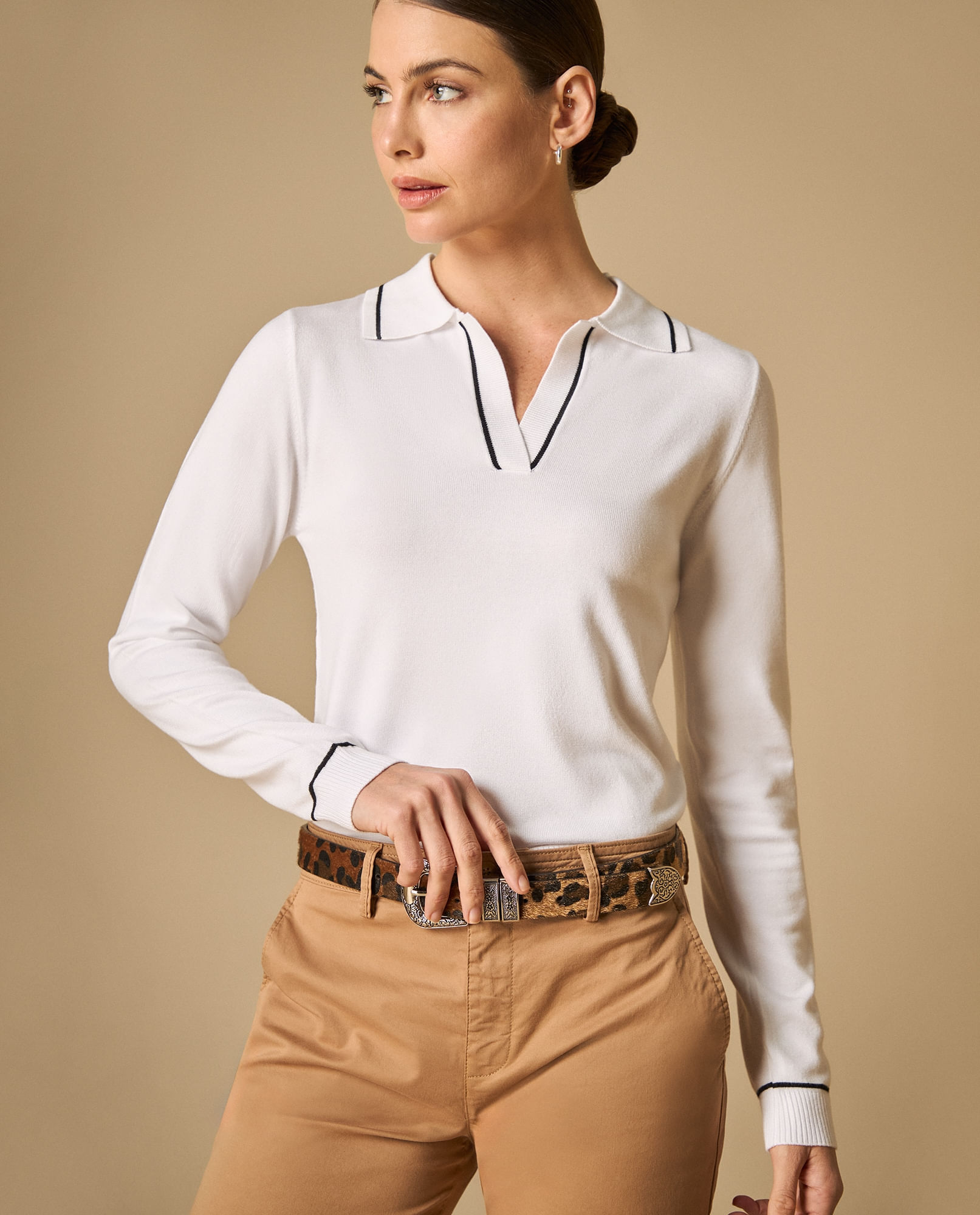Camiseta tejida cuello en V manga larga