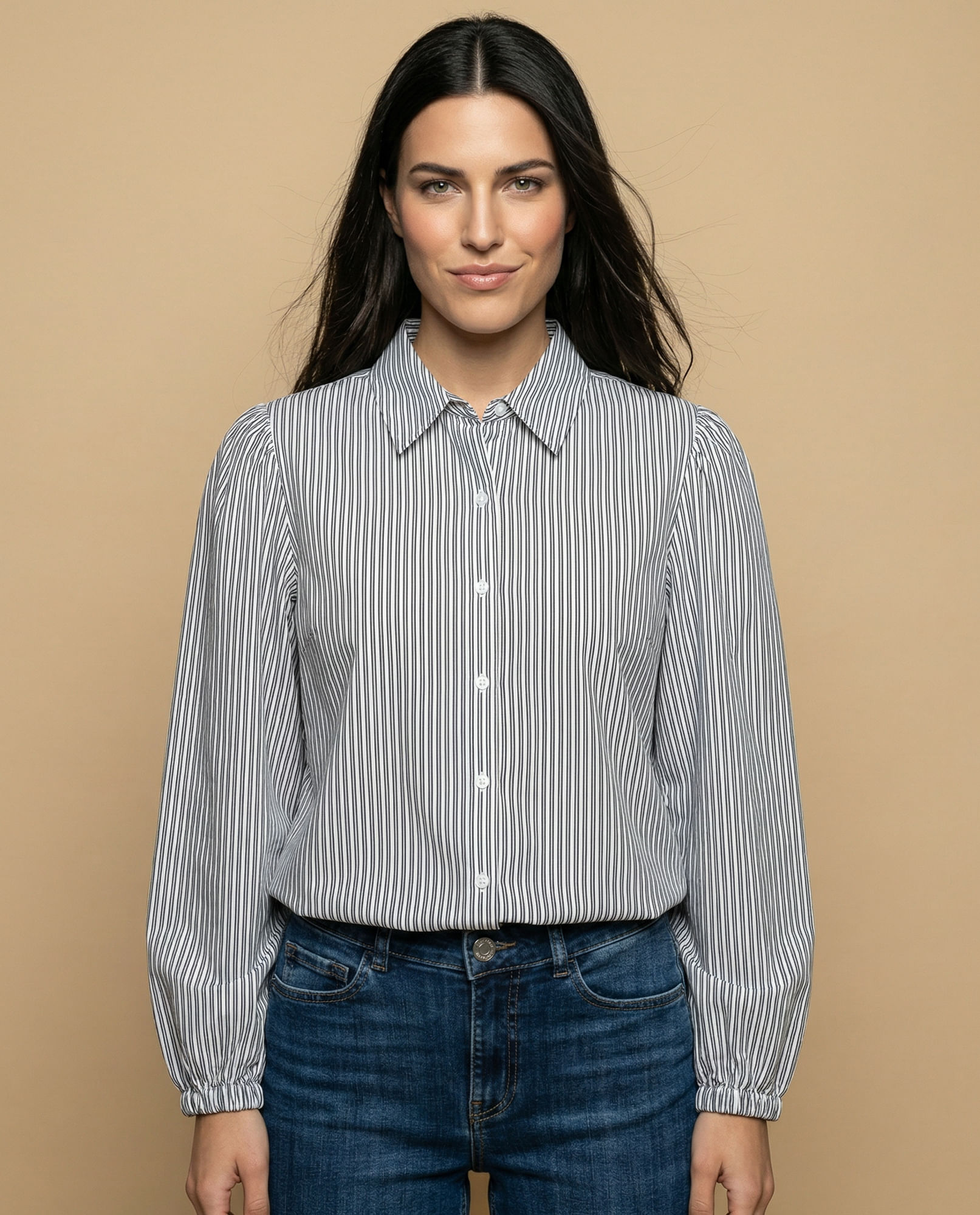Camisa manga larga cuello camisero