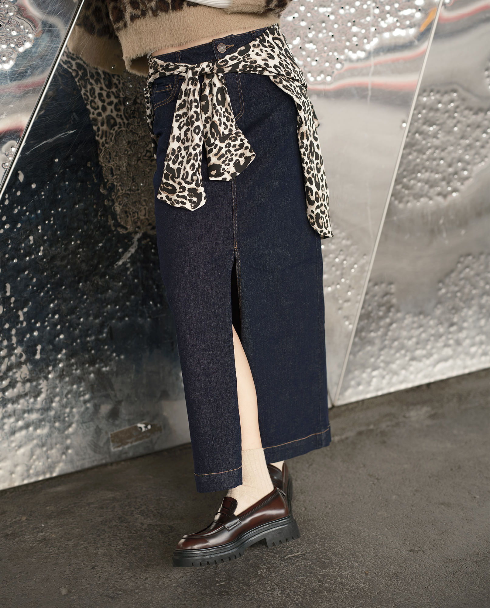 Falda larga denim línea A con abertura frontal